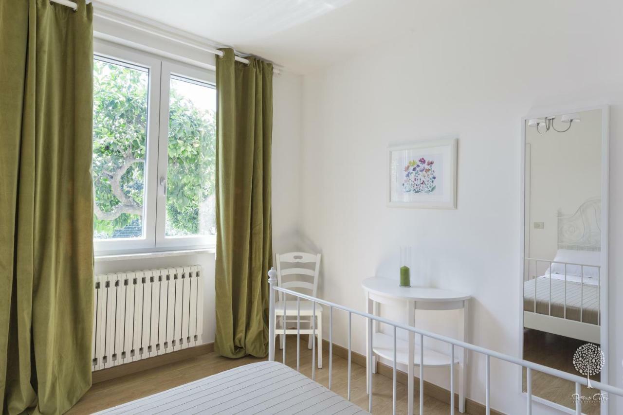 Bed and Breakfast Domus Citri Caserta Exterior foto
